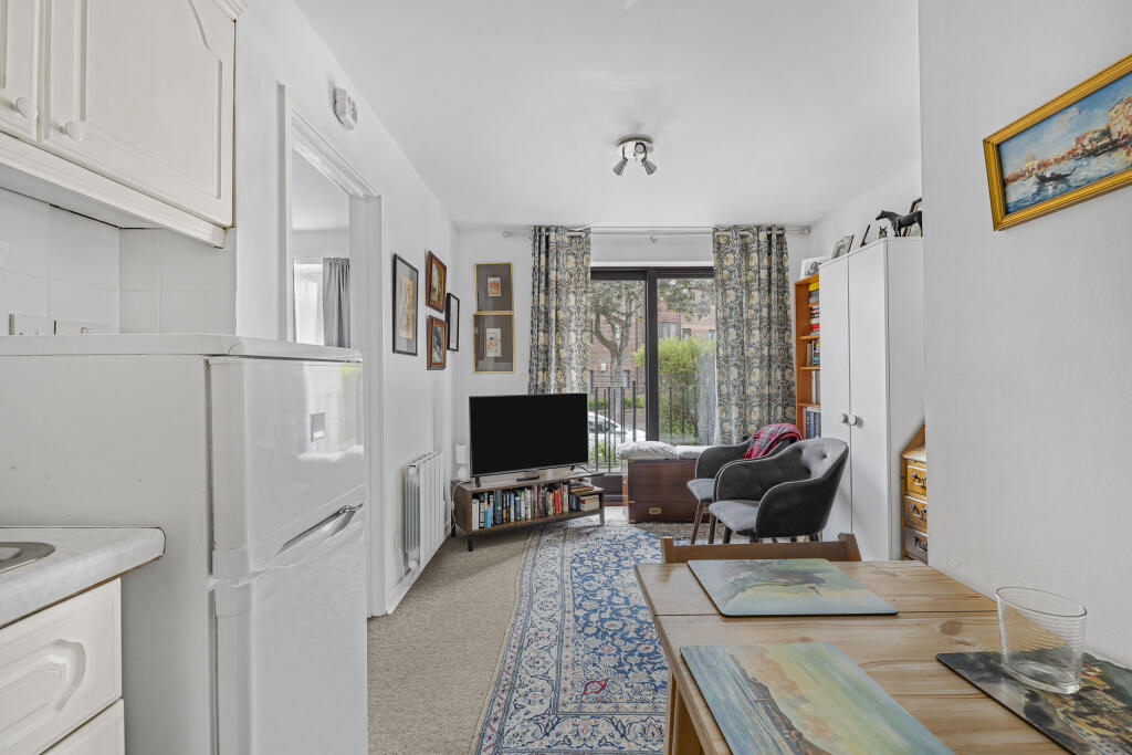 Additional image 2 of Chatsworth Court, Granville Road, St. Albans, Hertfordshire