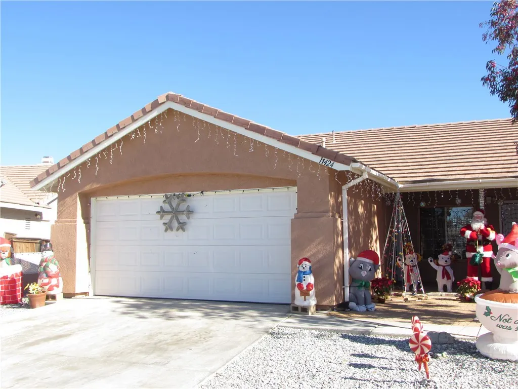 Additional image 150 of 11424 Dartmouth Court, Adelanto, CA 92301