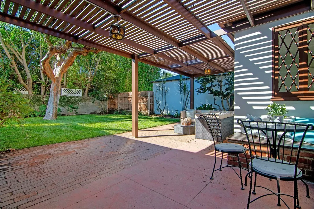 Additional image 72 of 1324 W Morningside Dr, Burbank, CA 91506