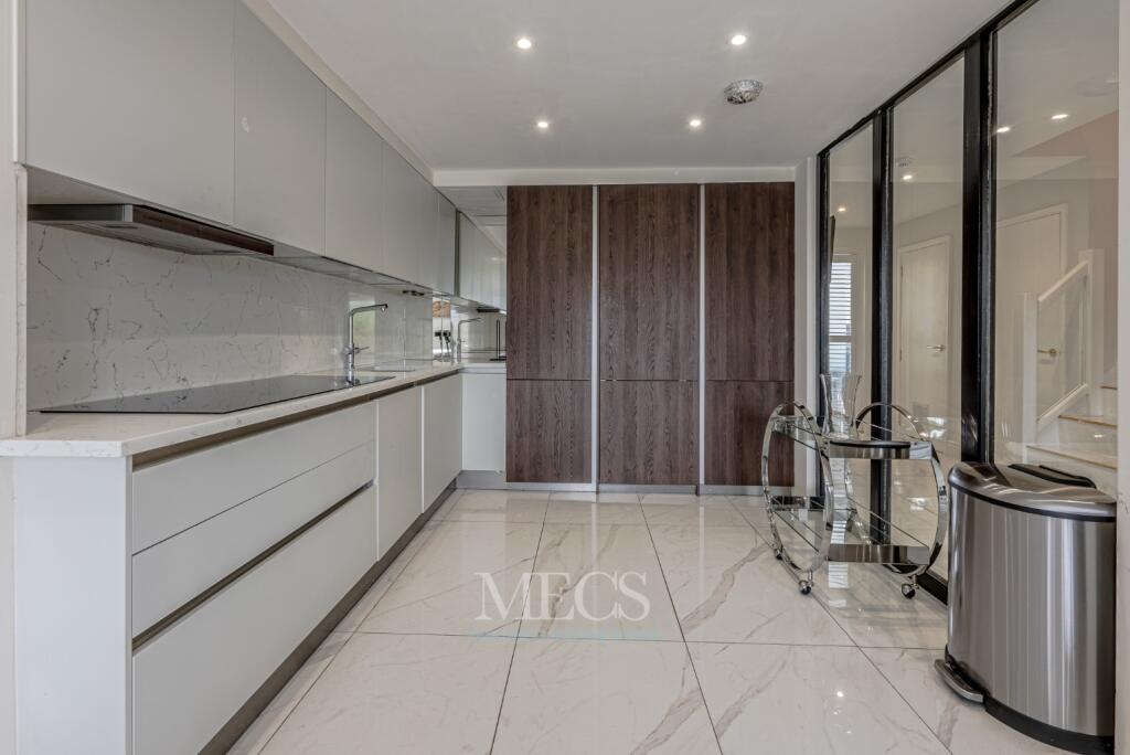 Additional image 21 of Royal Arch Apartments, The Mailbox, Wharfside Street, Birmingham, West Midlands, B1 1RB