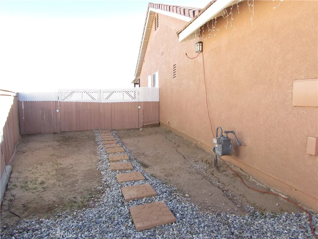 Additional image 57 of 11424 Dartmouth Court, Adelanto, CA 92301