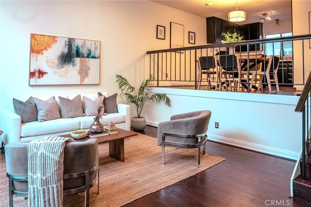 Additional image 2 of 14144 Burbank Boulevard Unit 2, Sherman Oaks, CA 91401