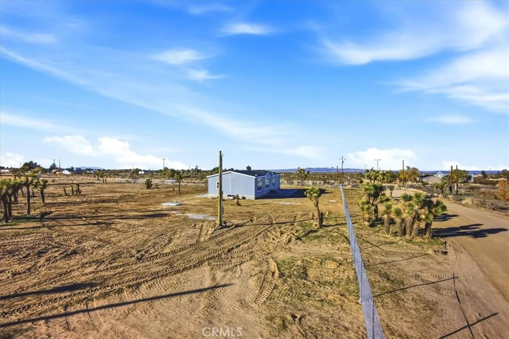 Additional image 4 of 12076 Lager Road, Phelan, CA 92371