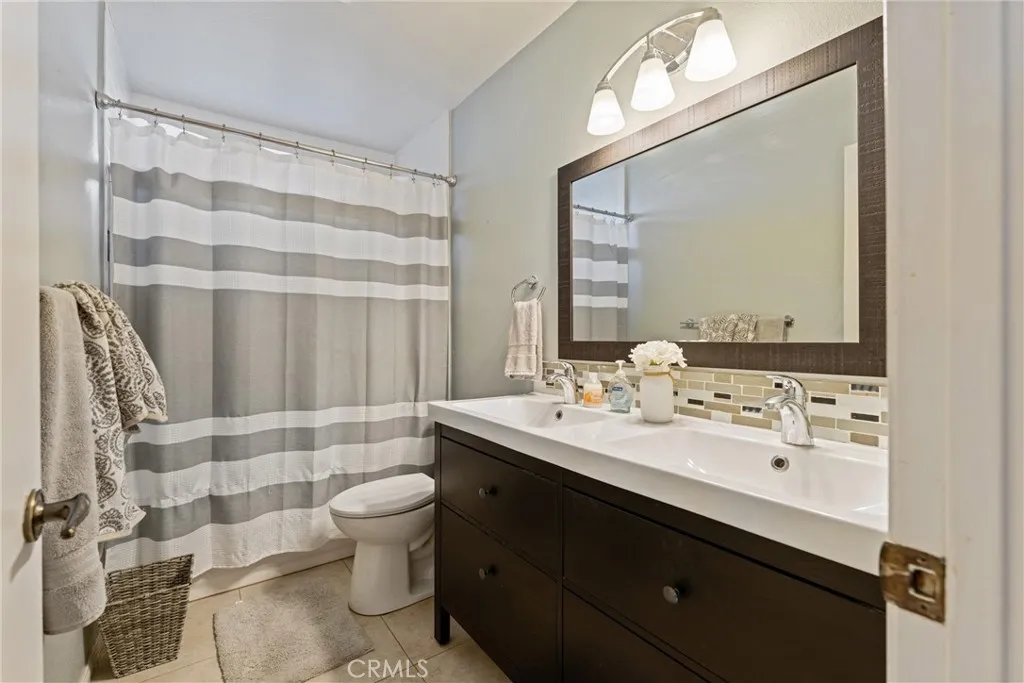 Additional image 8 of 42901 Willow West Court, Lancaster, CA 93536