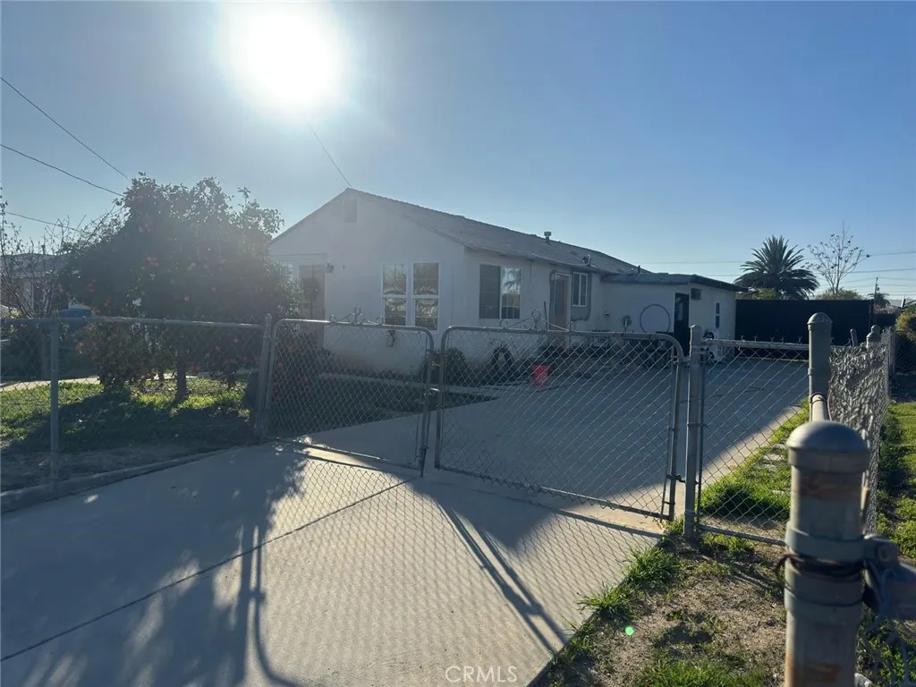 Property image for 5816 Warren St, Riverside, CA 92503