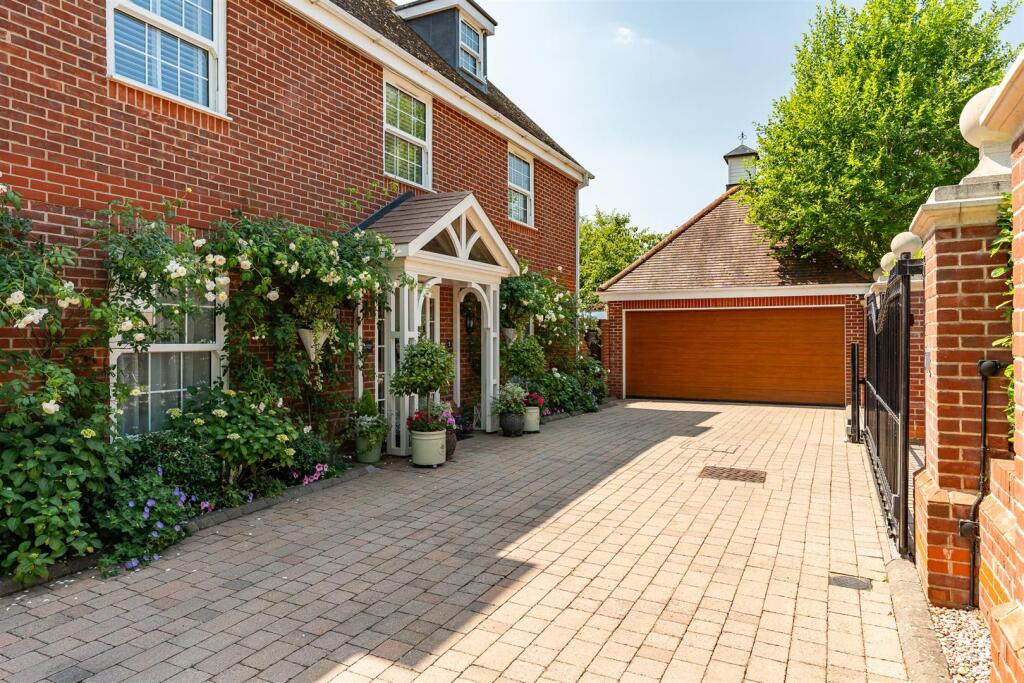 Additional image 20 of Sevenacres, Tewin, Welwyn