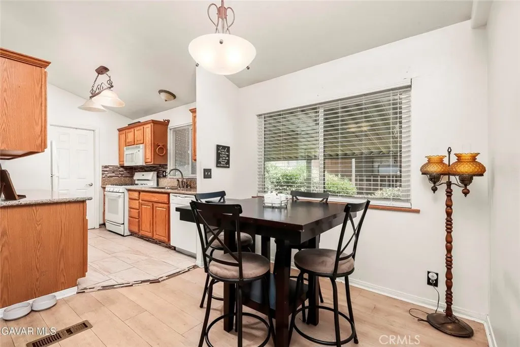 Additional image 37 of 40701 Rancho Vista Boulevard Unit 142, Palmdale, CA 93551