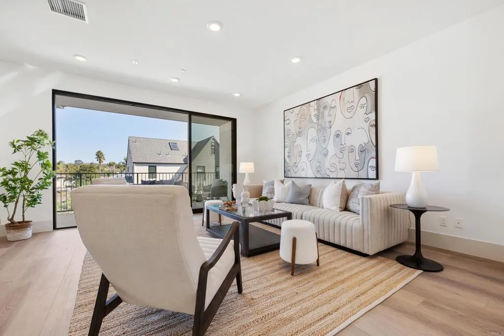 Additional image 43 of 326 Chinquapin Avenue, Carlsbad, CA 92008