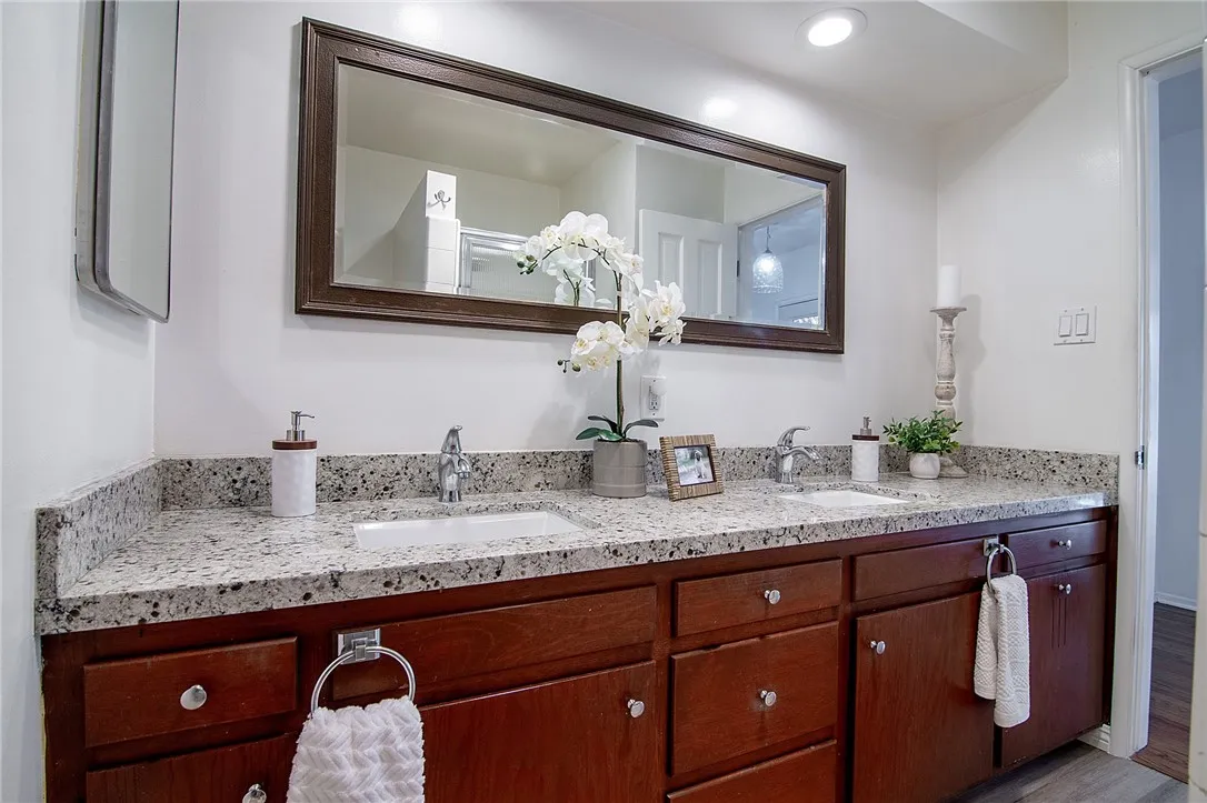 Additional image 61 of 1324 W Morningside Dr, Burbank, CA 91506