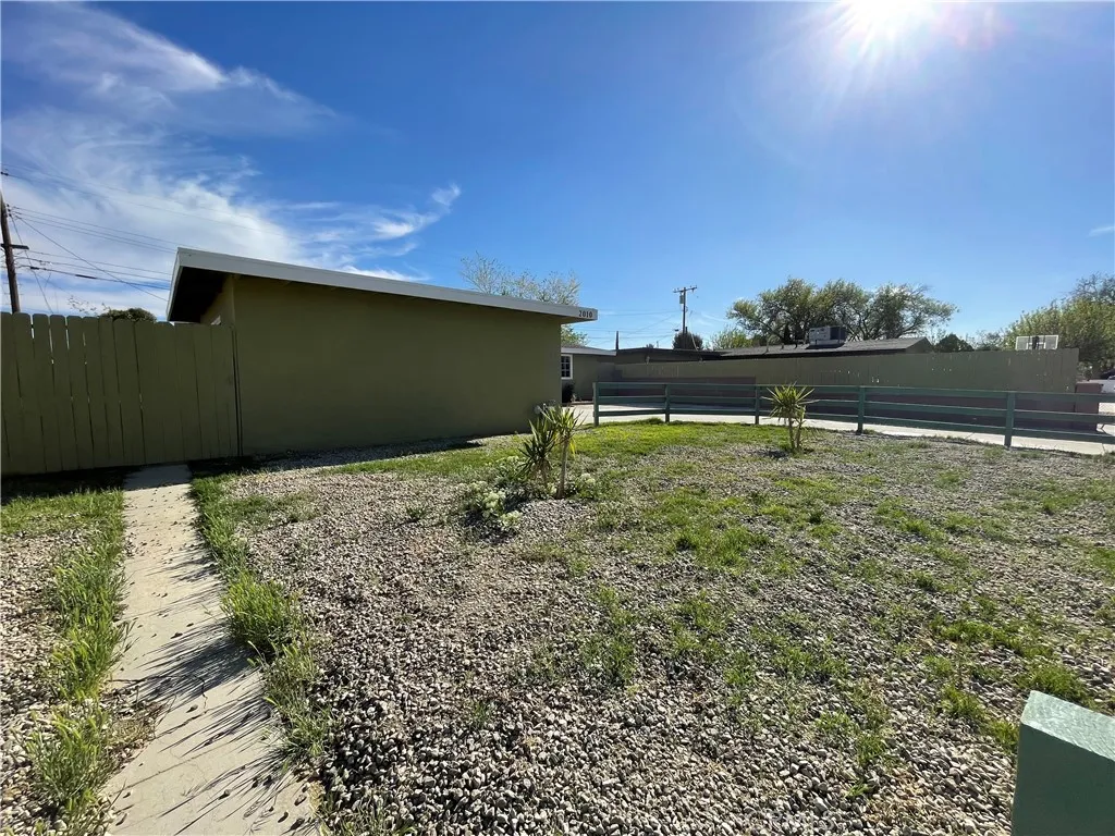 Additional image 134 of 2010 W Lumber St, Lancaster, CA 93536