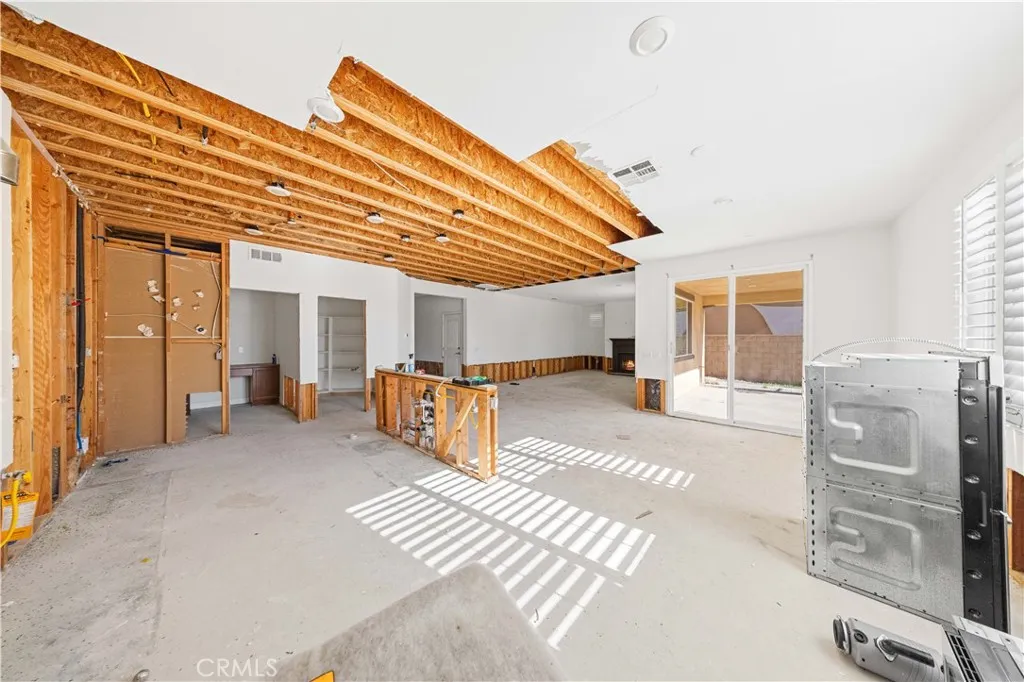 Additional image 68 of 15609 Paprika Lane, Fontana, CA 92336