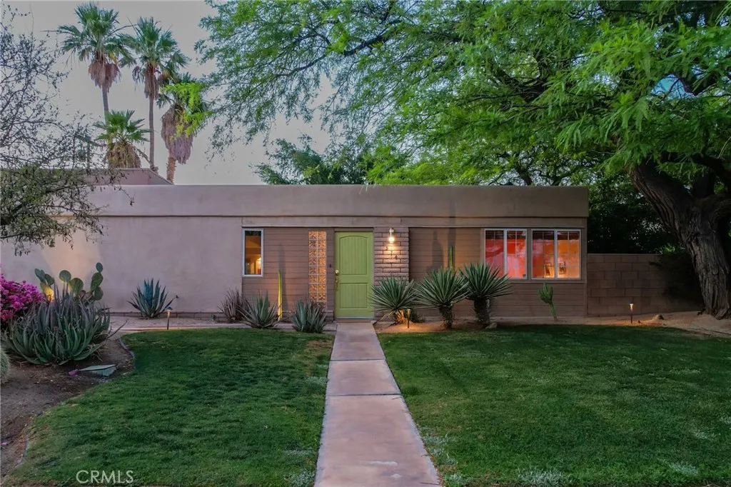 Additional image 137 of 576 E Desert Holly Circle, Palm Springs, CA 92262