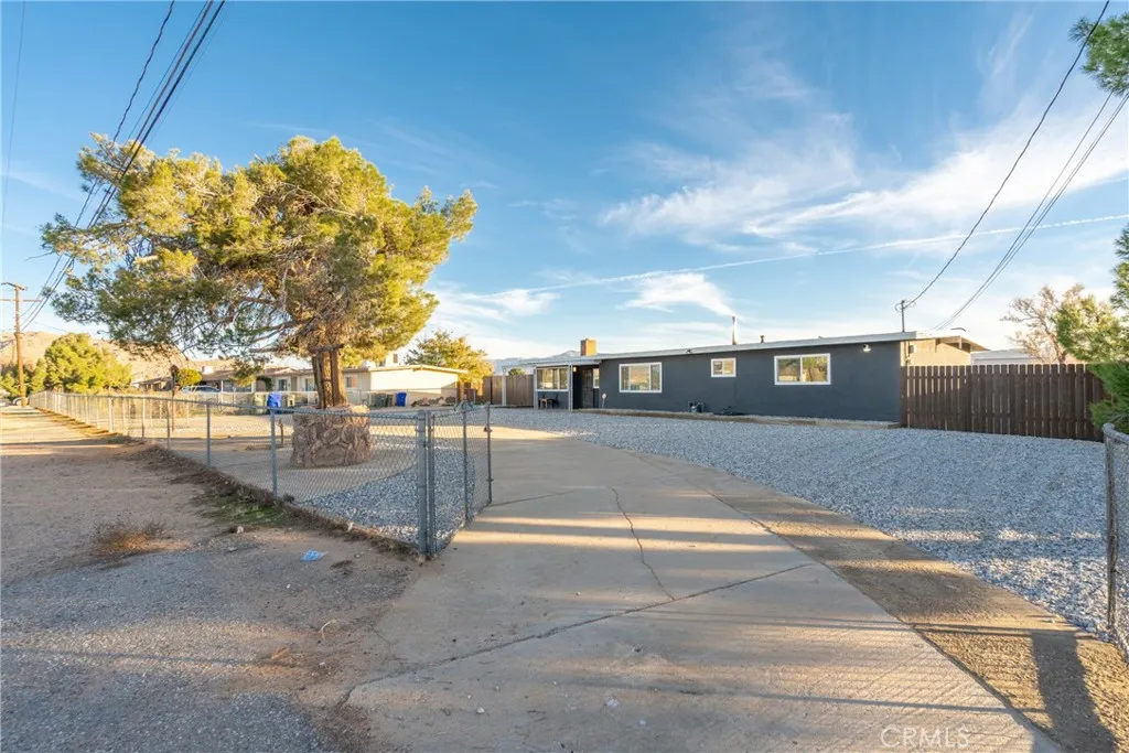 Additional image 7 of 22947 Lucilla Road, Apple Valley, CA 92308