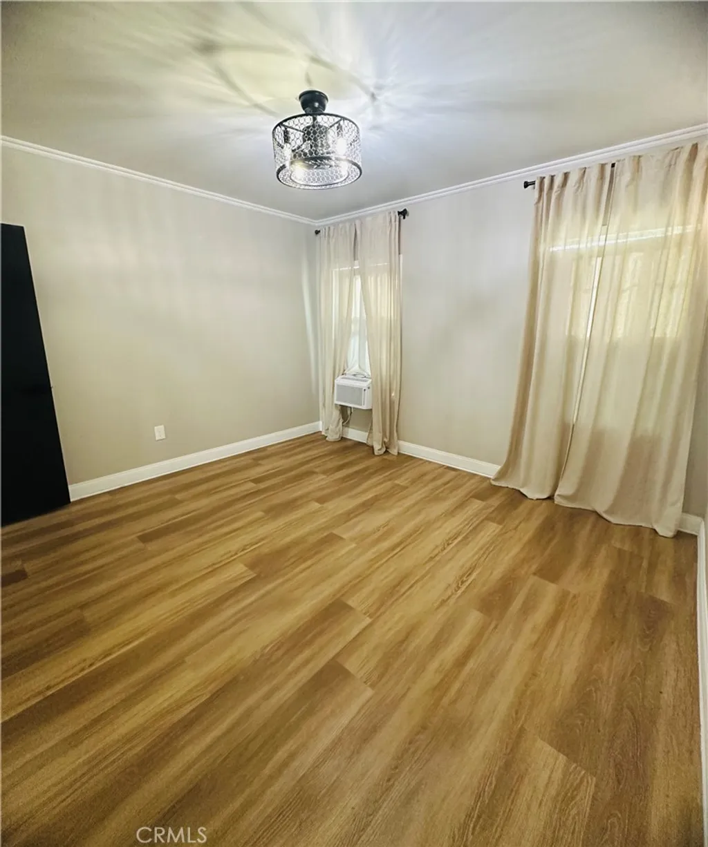 Additional image 43 of 236 W 127th St, Los Angeles, CA 90061