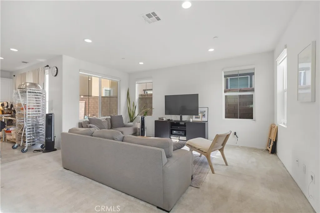 Additional image 45 of 2811 E Kendall Ln, Ontario, CA 91761