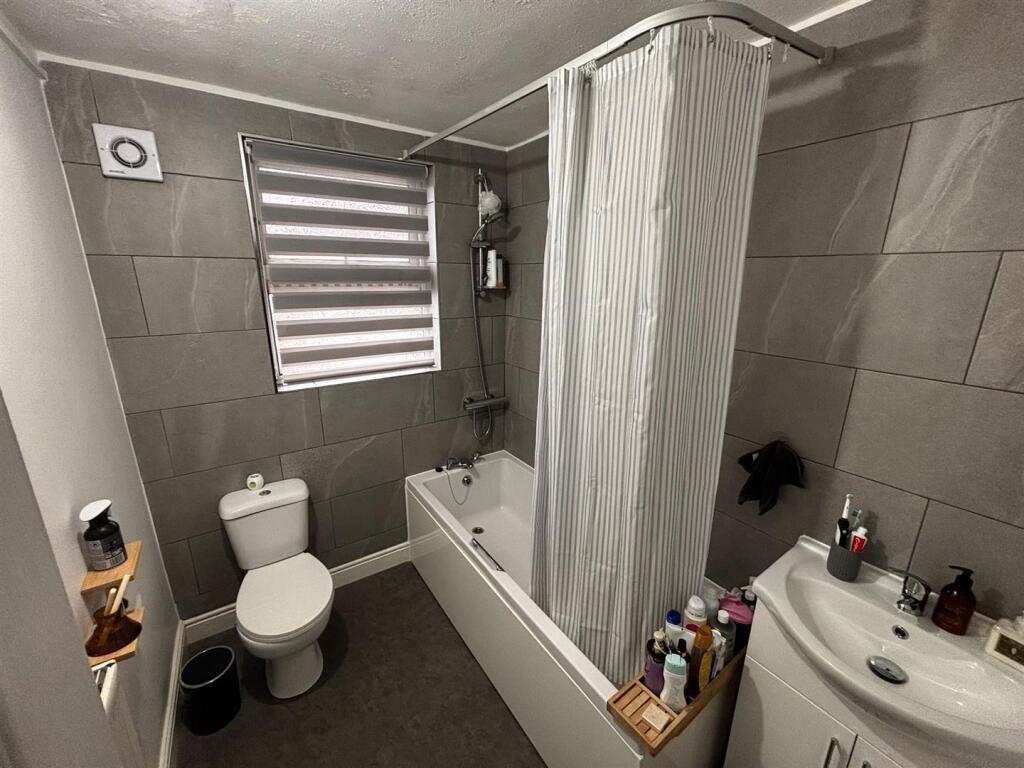 Additional image 7 of 24 Birchwood AvenueHatfieldHertfordshire