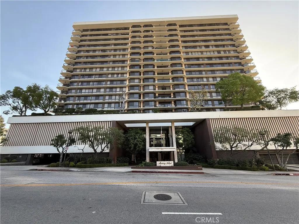 Additional image 18 of 222 Monterey Road Unit 206, Glendale, CA 91206