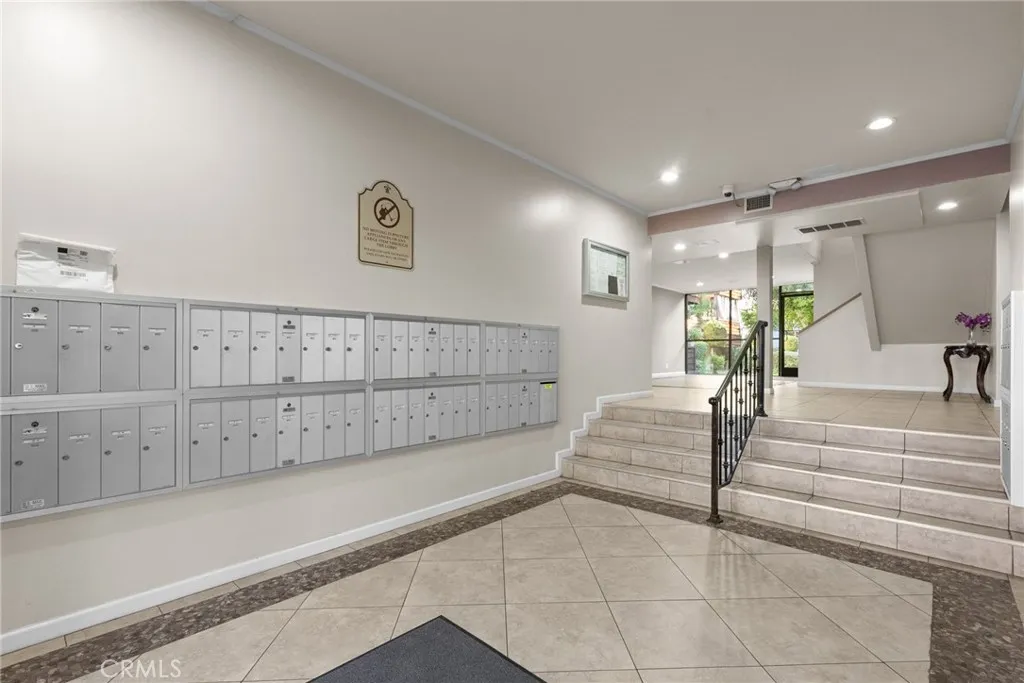 Additional image 29 of 5400 Newcastle Unit 12, Encino, CA 91316