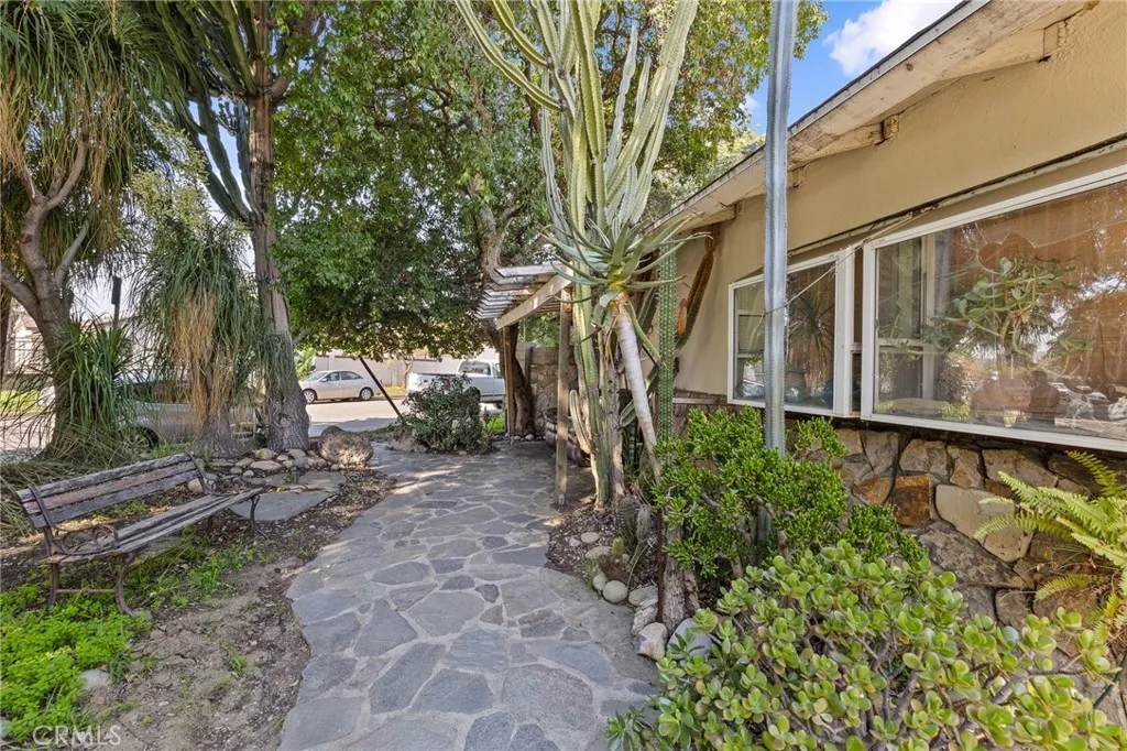 Additional image 37 of 15157 Covello Street, Van Nuys, CA 91405