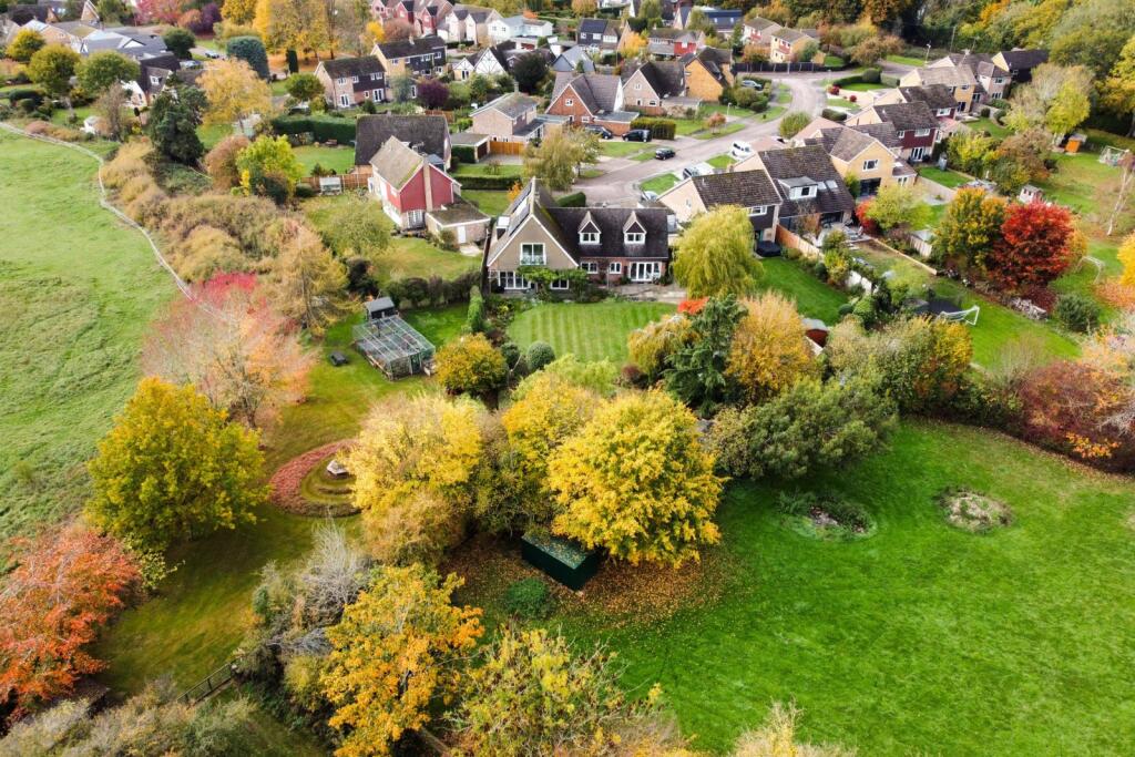 Additional image 14 of Poynings Close, Harpenden, Hertfordshire