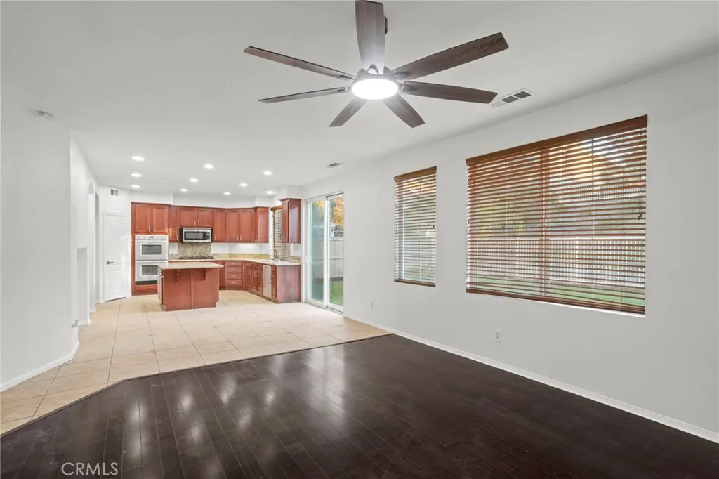 Additional image 55 of 12 Via De La Valle, Lake Elsinore, CA 92532