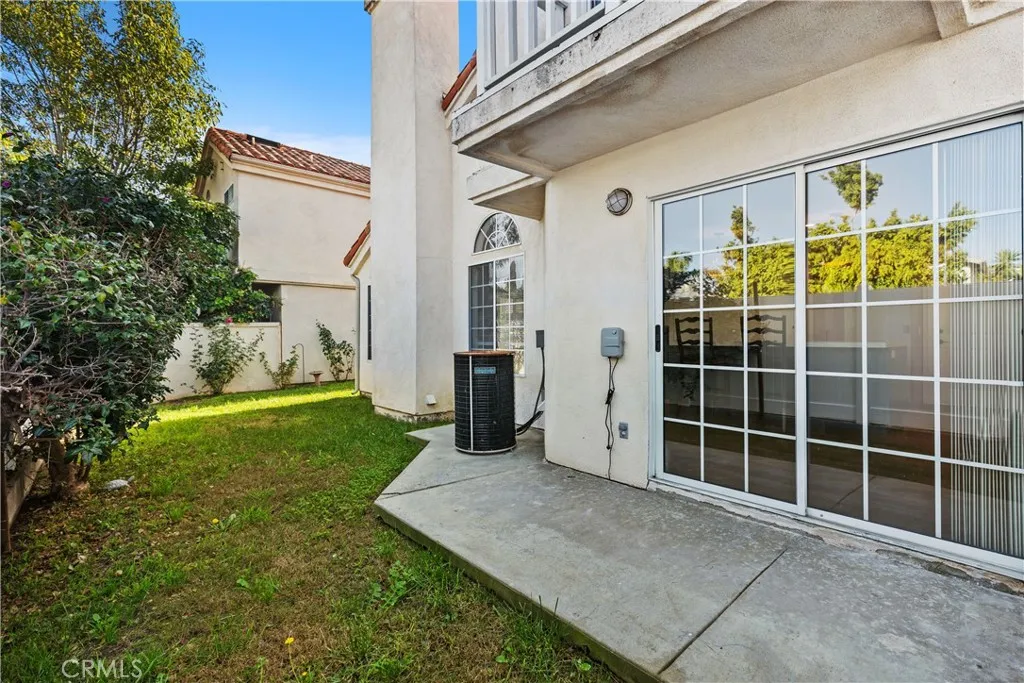 Additional image 14 of 286 Carefree Ln, Costa Mesa, CA 92627