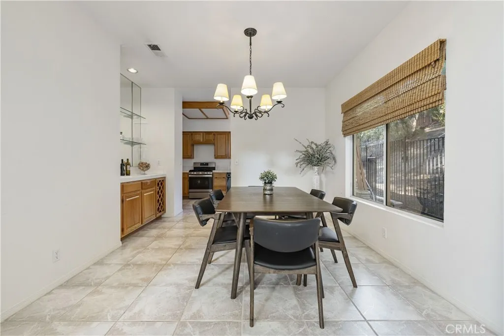 Additional image 8 of 30041 Sunridge Pl, Canyon Country, CA 91387