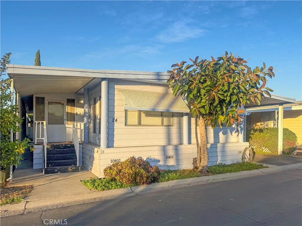 Additional image 16 of 201 W Collins Avenue Unit 24, Orange, CA 92867