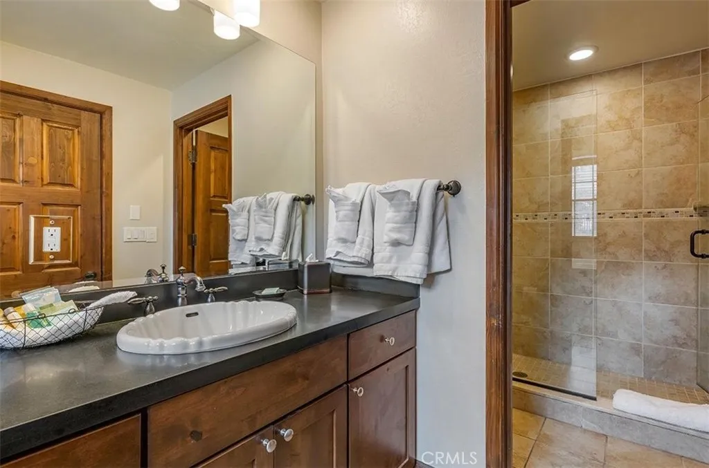 Additional image 21 of 40671 Village Drive Unit 15B, Big Bear Lake, CA 92315