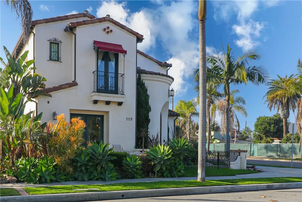 Additional image 3 of 1119 Pine St, Huntington Beach, CA 92648