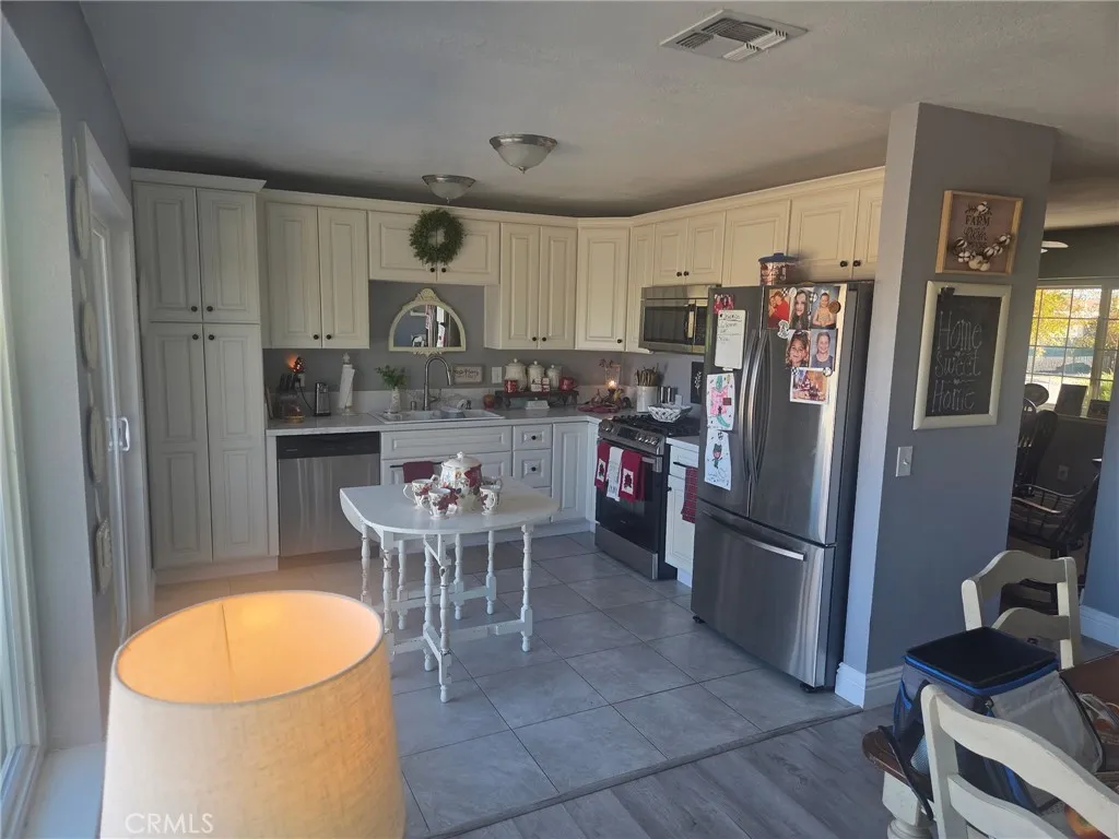 Additional image 19 of 14220 Deer Trail Dr, Victorville, CA 92392