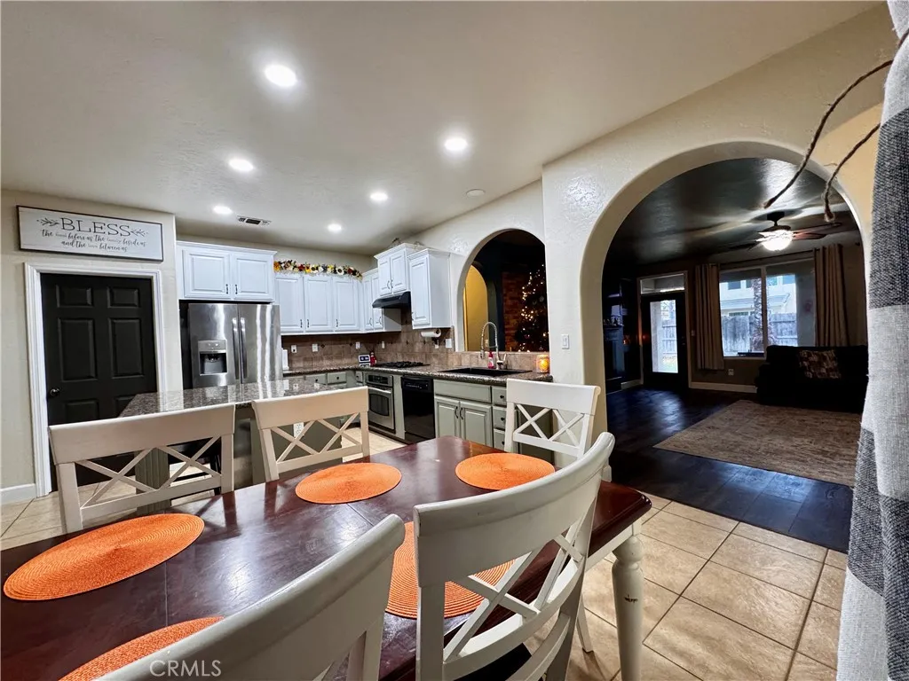 Additional image 94 of 2945 W Vine Ave, Visalia, CA 93291