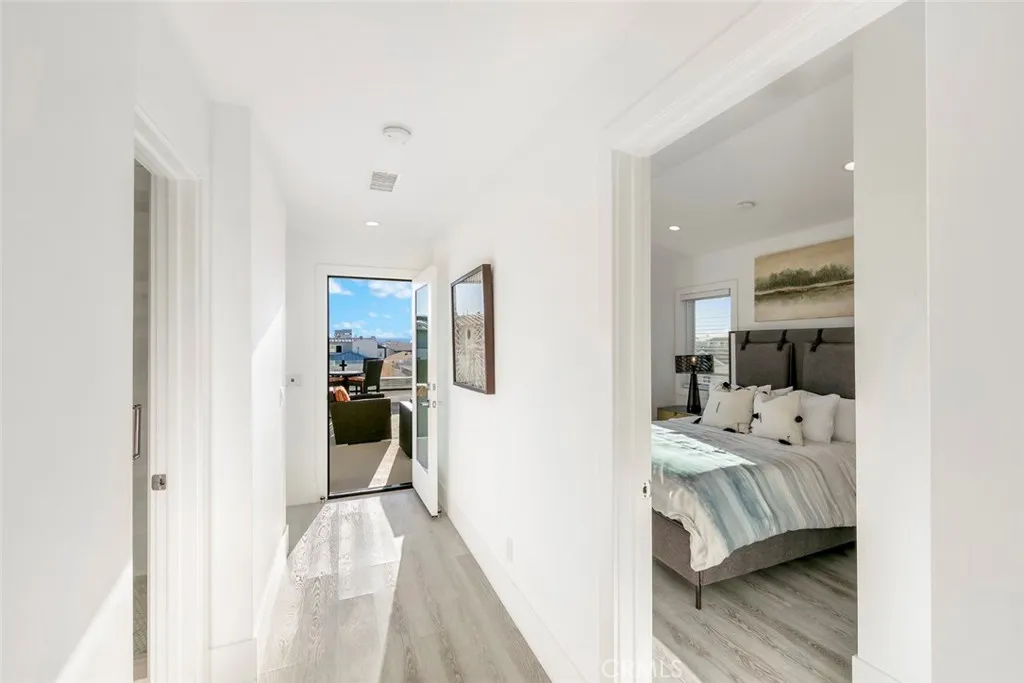 Additional image 16 of 417 E Bay Ave, Newport Beach, CA 92661