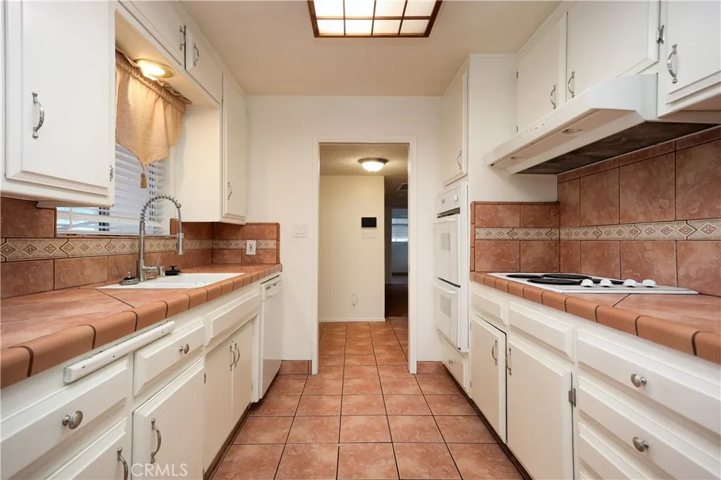 Additional image 37 of 2416 Bladen St, Bakersfield, CA 93309