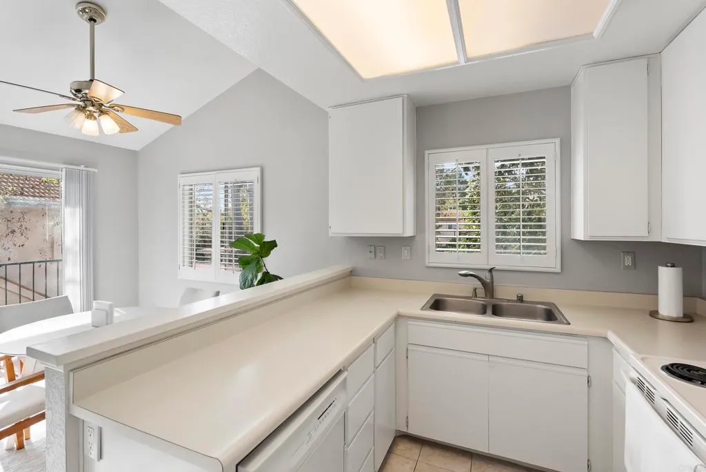 Additional image 48 of 11325 Avenida De Los Lobos Unit D, San Diego, CA 92127