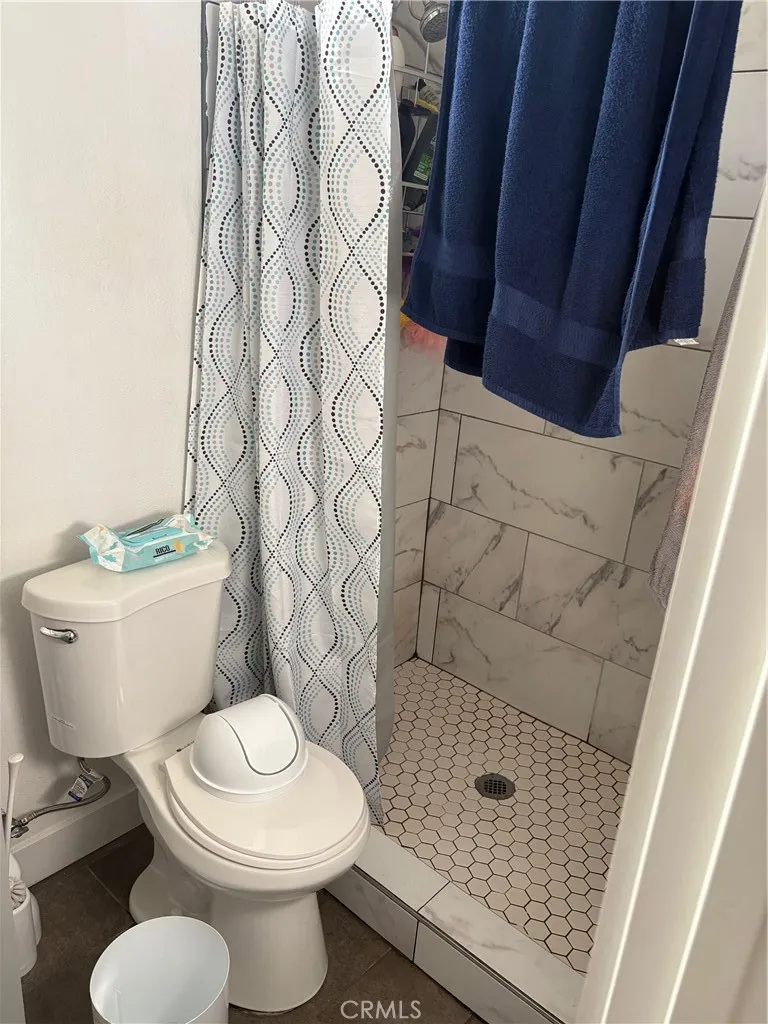 Additional image 60 of 2911 Baltic Ave, Long Beach, CA 90810