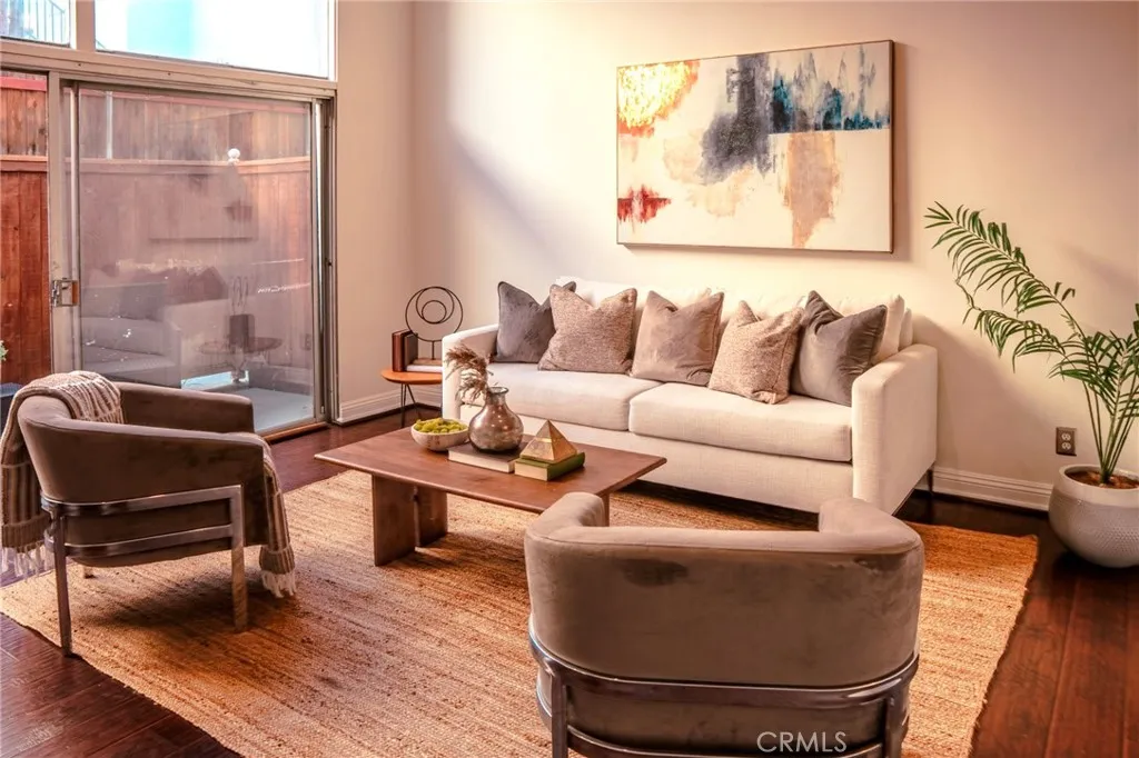 Additional image 7 of 14144 Burbank Boulevard Unit 2, Sherman Oaks, CA 91401