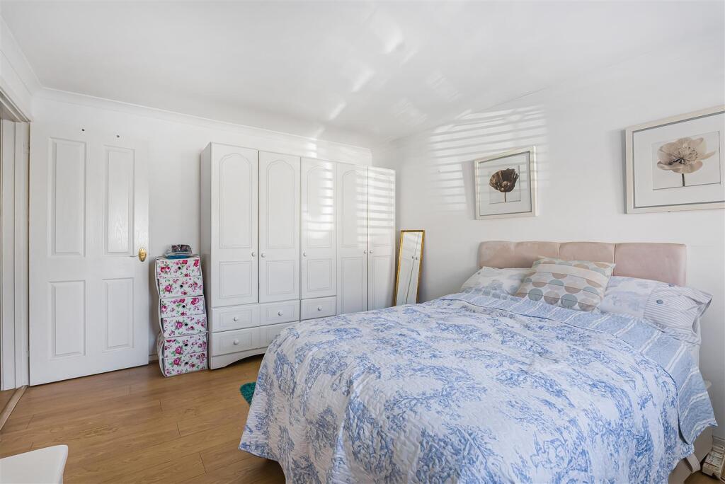 Additional image 24 of Warren Way, Welwyn