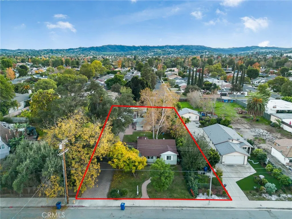 Additional image 117 of 17806 Erwin St, Encino, CA 91316