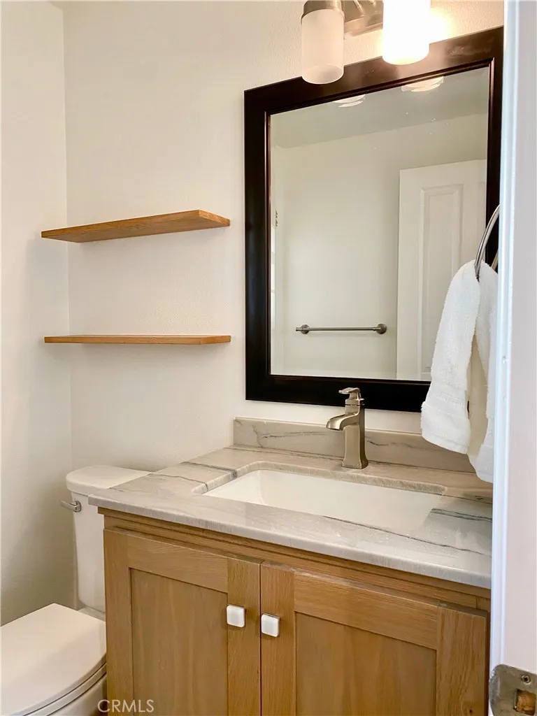 Additional image 52 of 286 Carefree Ln, Costa Mesa, CA 92627