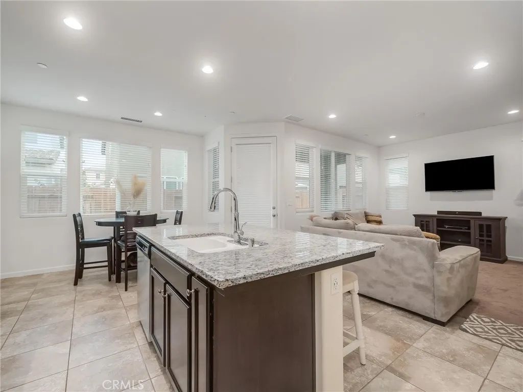 Additional image 10 of 6280 E Valley Edge Drive, Fresno, CA 93727