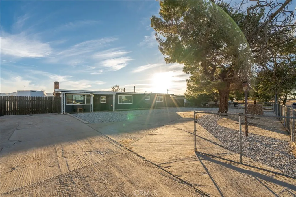 Additional image 6 of 22947 Lucilla Road, Apple Valley, CA 92308