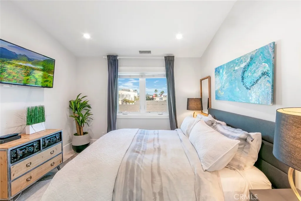 Additional image 36 of 417 E Bay Ave, Newport Beach, CA 92661