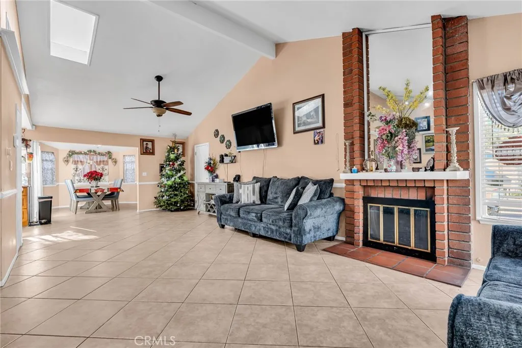 Additional image 52 of 25790 Parada Dr, Valencia, CA 91355