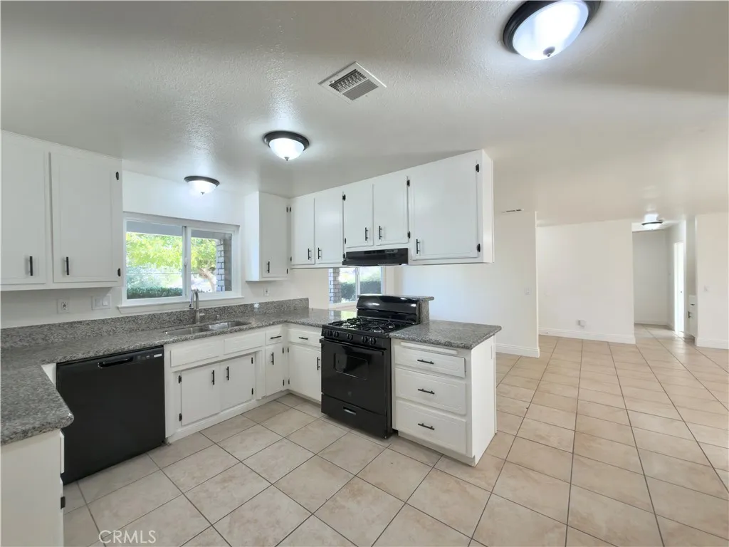 Additional image 10 of 9358 Peach Avenue, Hesperia, CA 92345