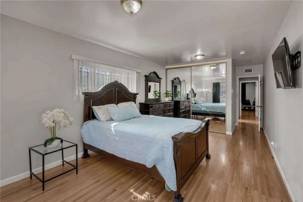 Additional image 37 of 10624 S 6th Ave, Inglewood, CA 90303