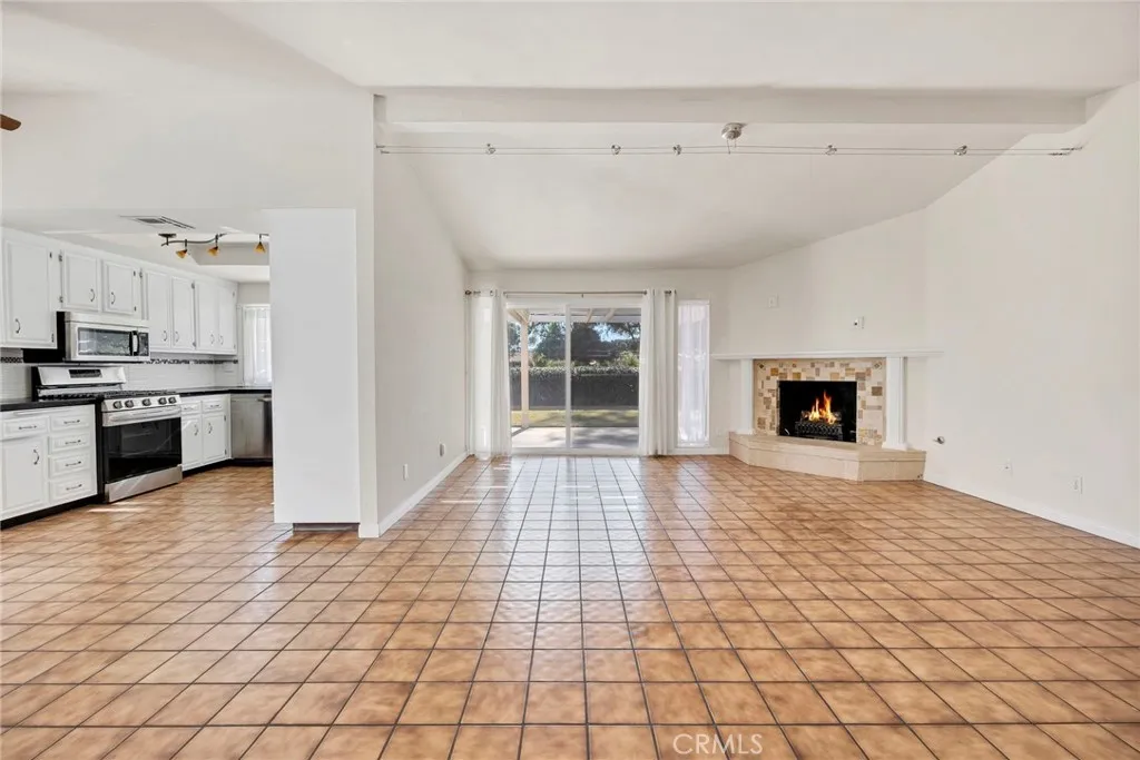 Additional image 45 of 2125 Silver Oak Way, Hemet, CA 92545