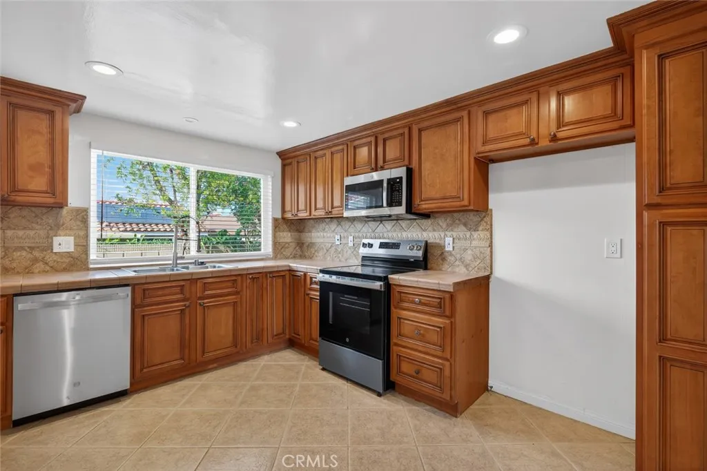 Additional image 17 of 14631 Fir Ave, Irvine, CA 92606