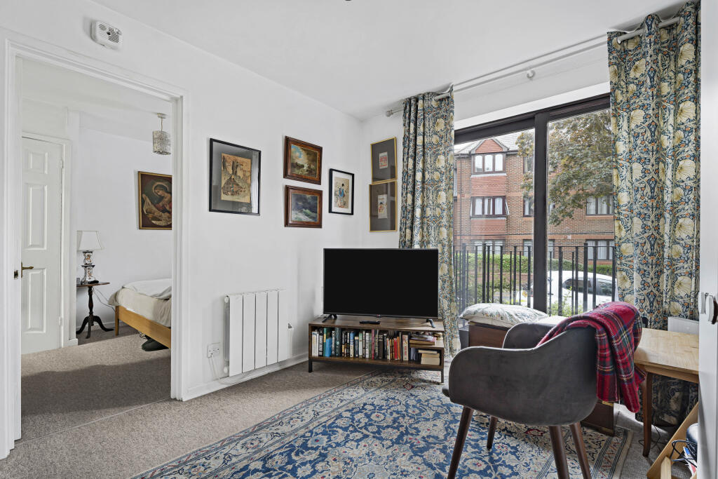 Additional image 14 of Chatsworth Court, Granville Road, St. Albans, Hertfordshire