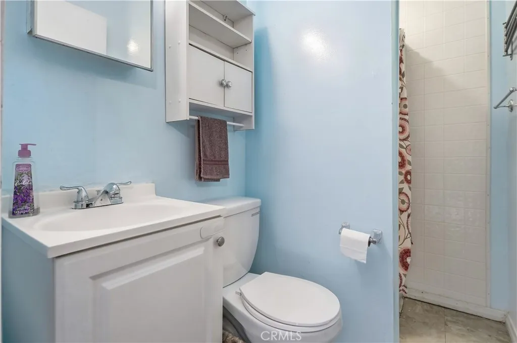 Additional image 38 of 11474 Gladstone, Sylmar, CA 91342